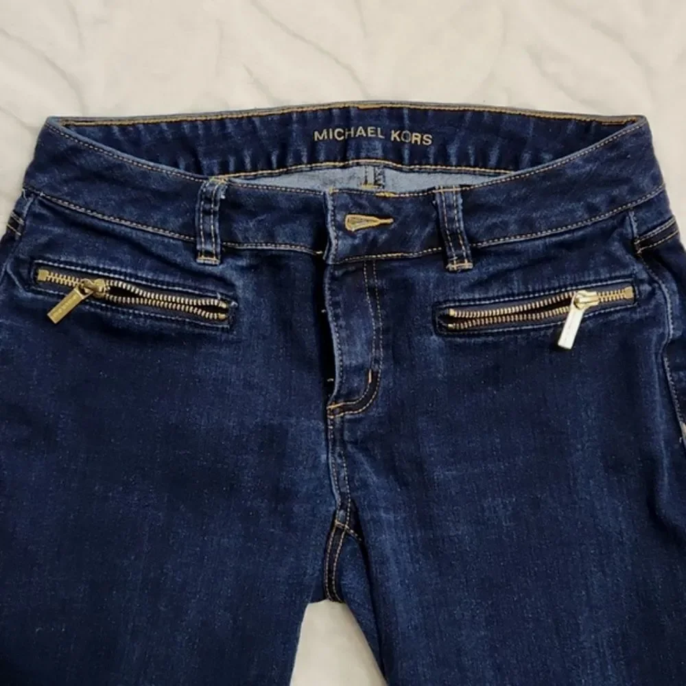 Michael Kors Skinny Jeans Women's Size 2 Dark Wash Gold Zip Pocket Stretch Denim